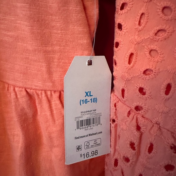 Ladies NWT Top - Picture 3 of 3